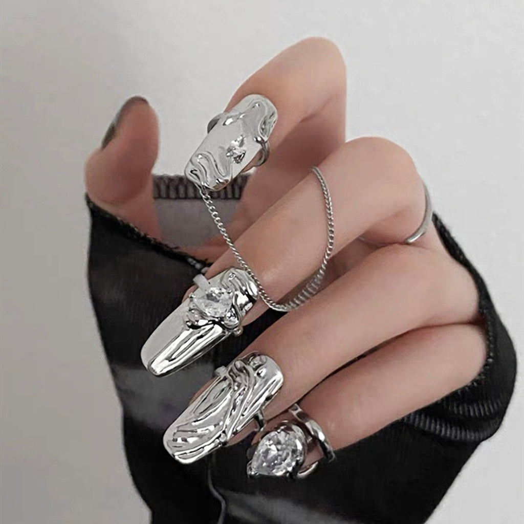 Cool Girls Metallic Nails Ring Set