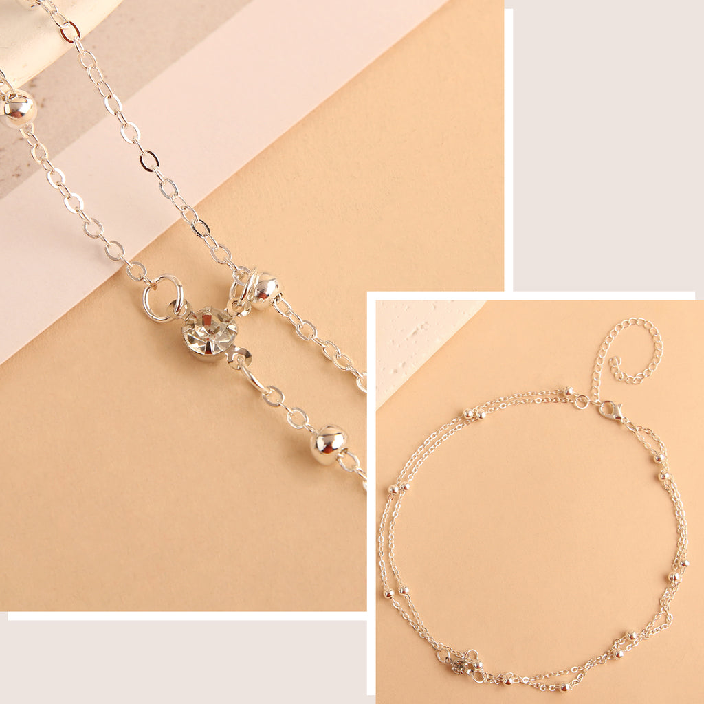 Glänzende Halskette mit Quastenanhänger und Armband