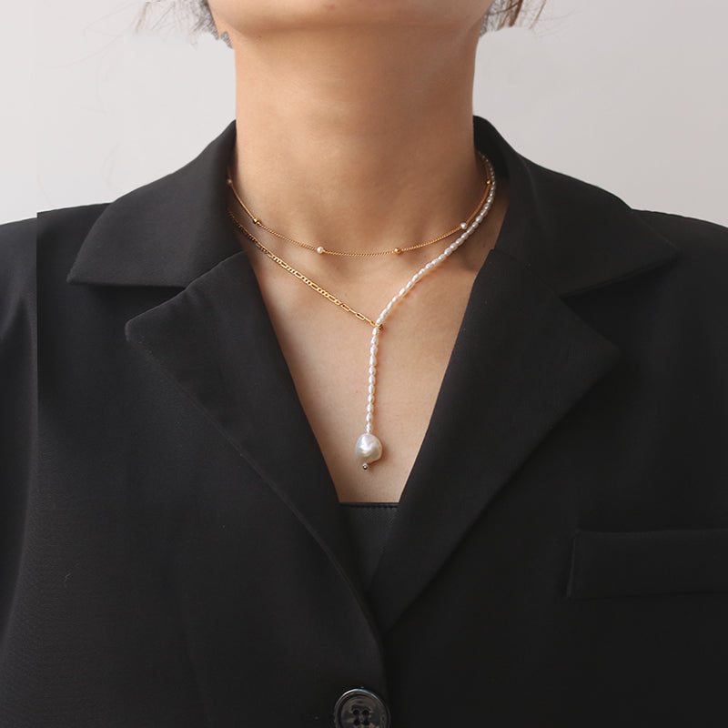 Perlen-Punkt-Halskette