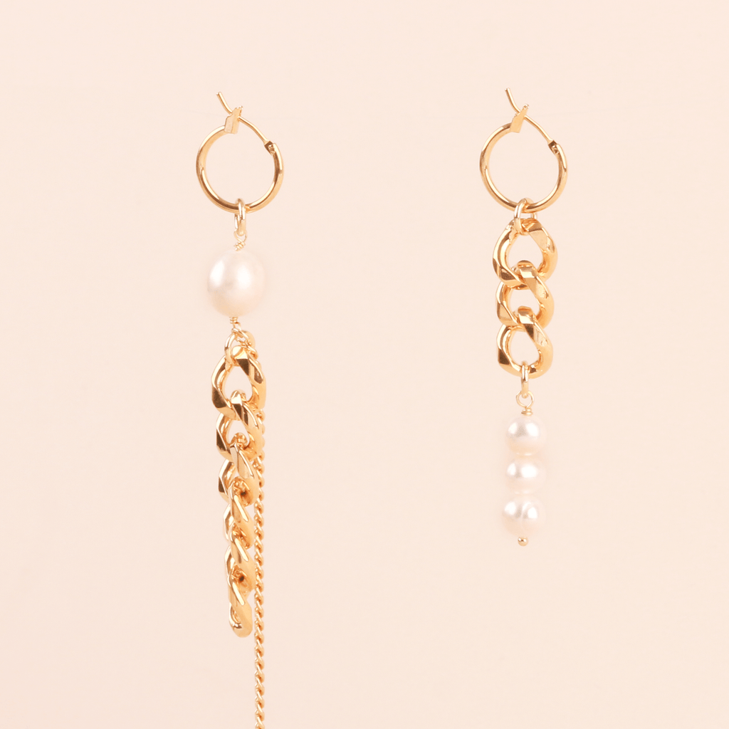Mismatched Chain Pearl Earrings