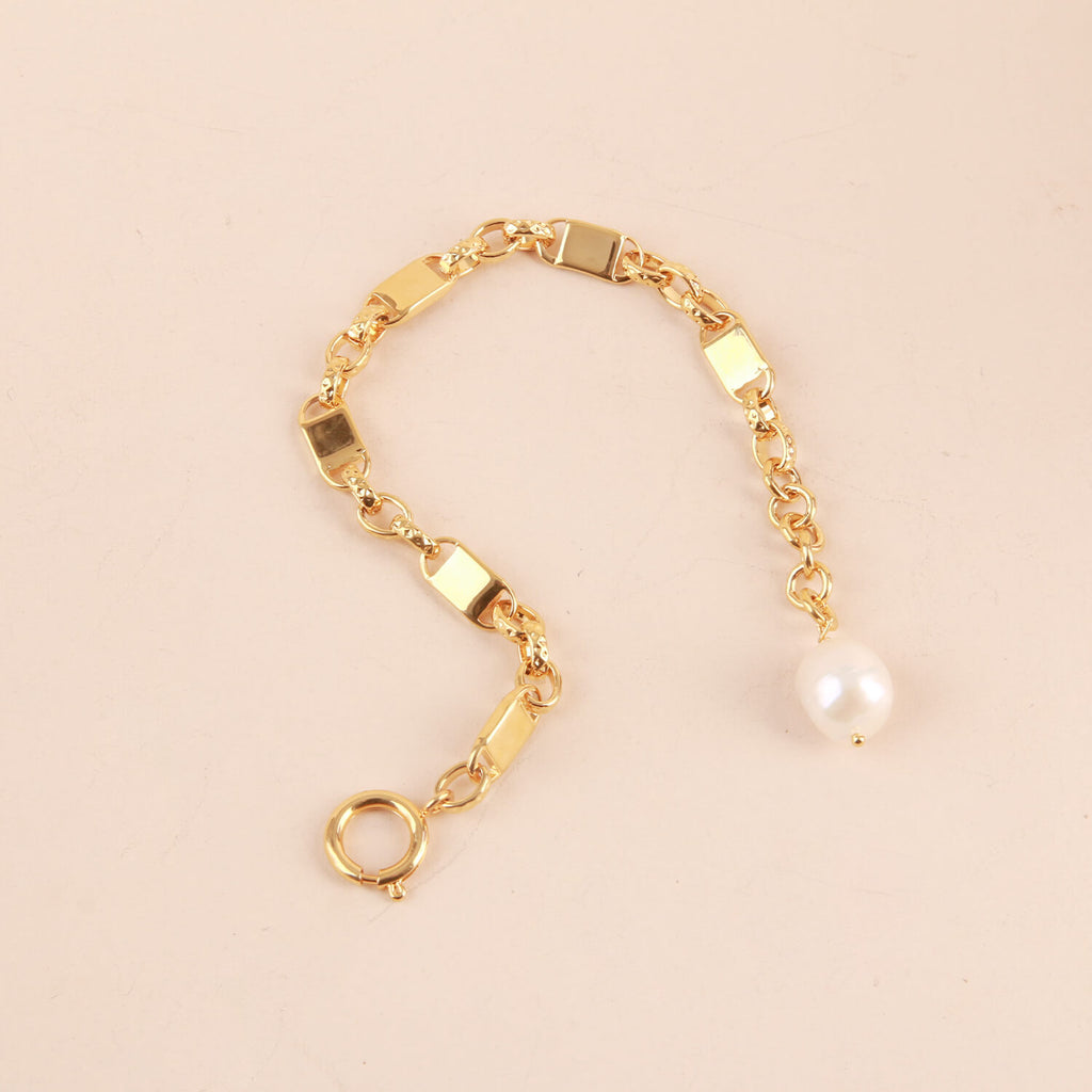 Thick Chain Pearl Bracelet