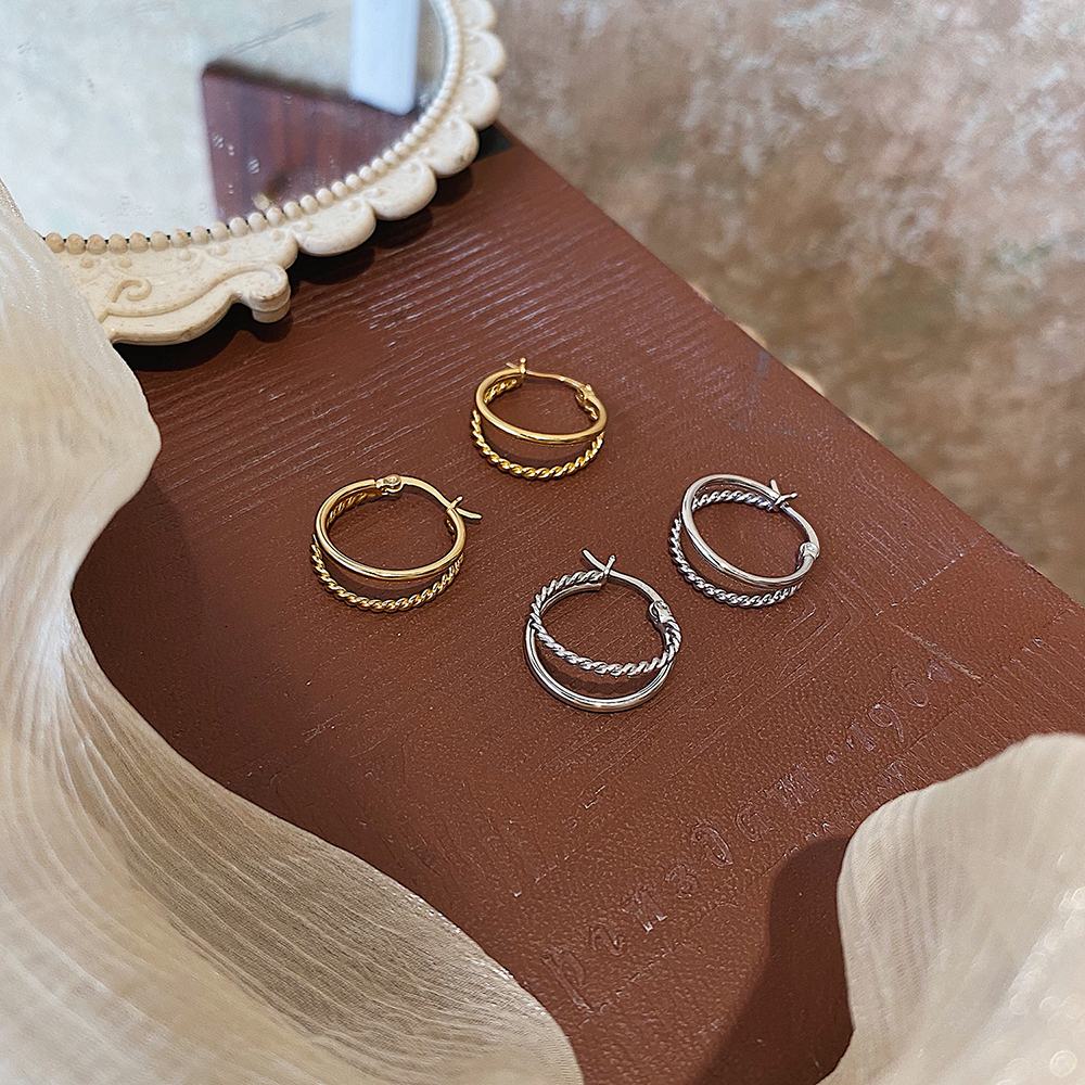 Double-Layer Large Hoops