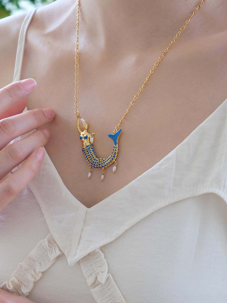 Mermaid Vintage Pearl Necklace