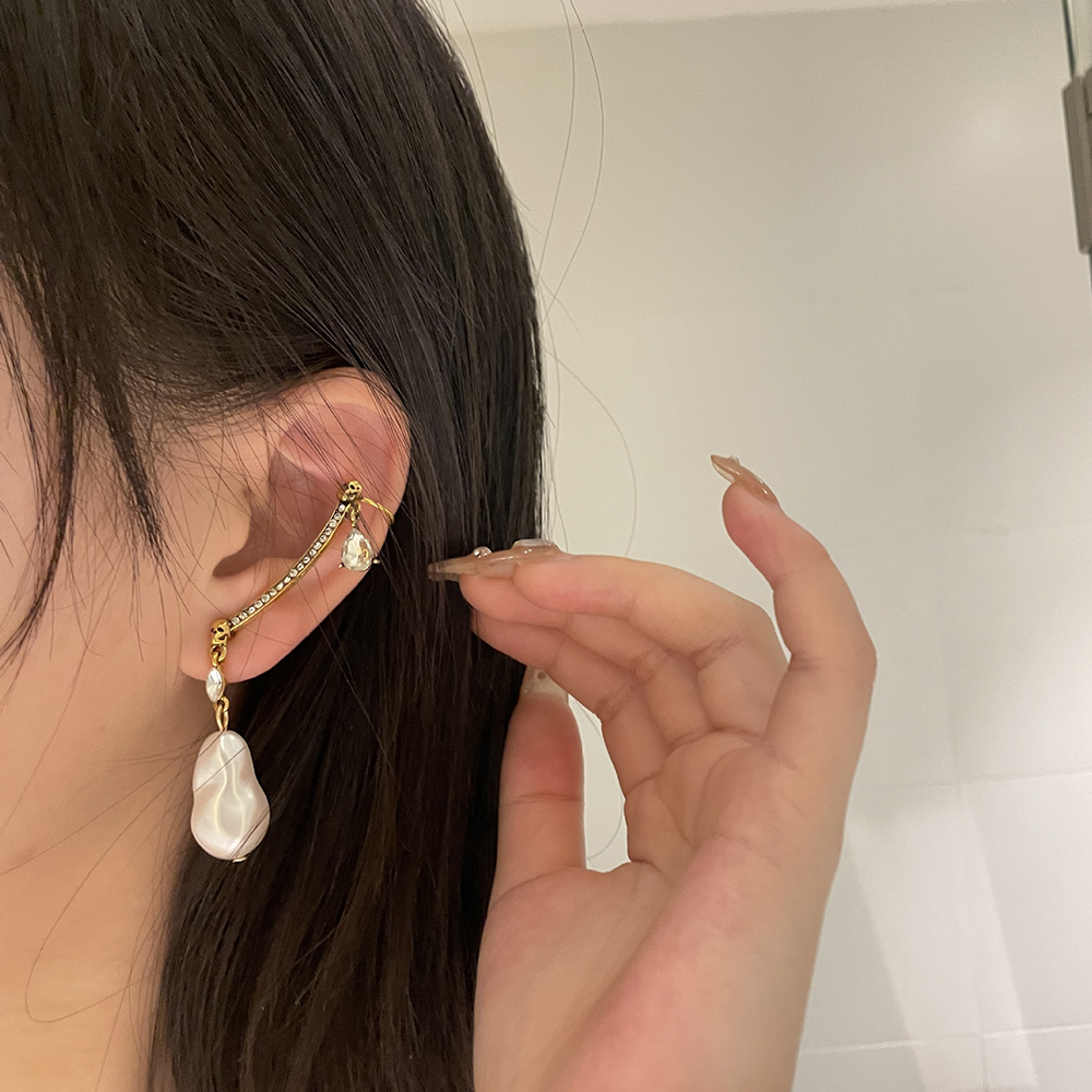 Baroque Ear Bone Clips