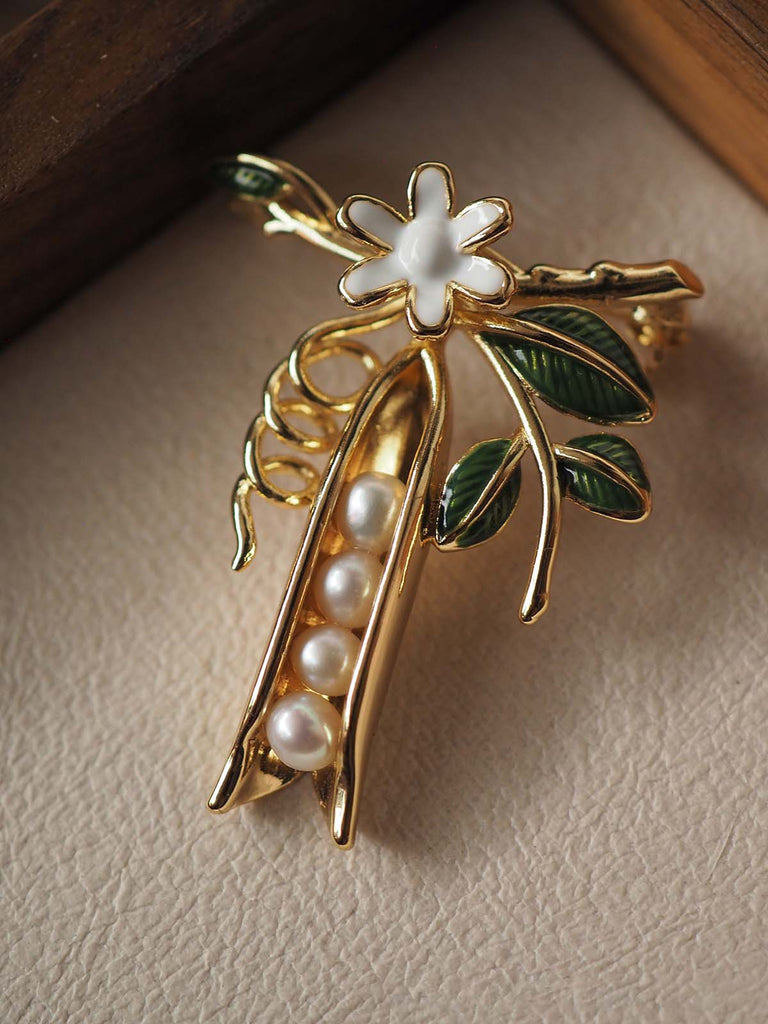 Pea Pod Pearl Forest Brooch