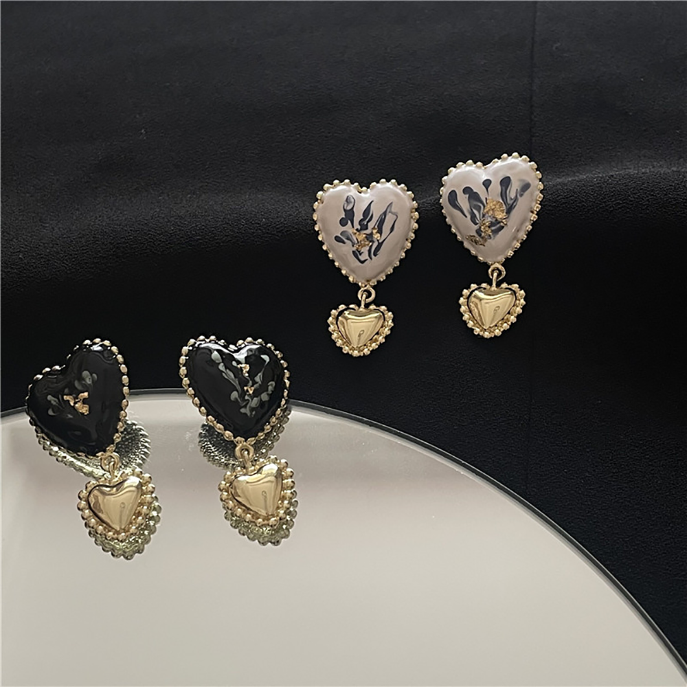 Rococo Love Earrings