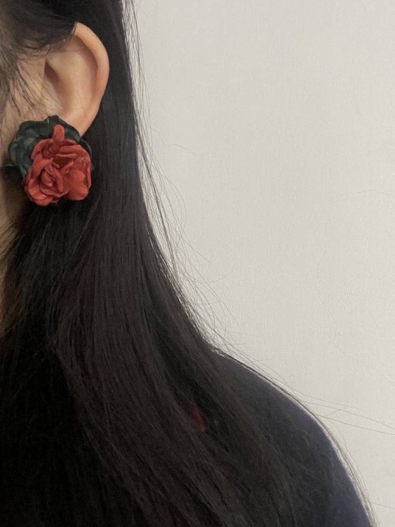 Rose‘s Secret Earrings