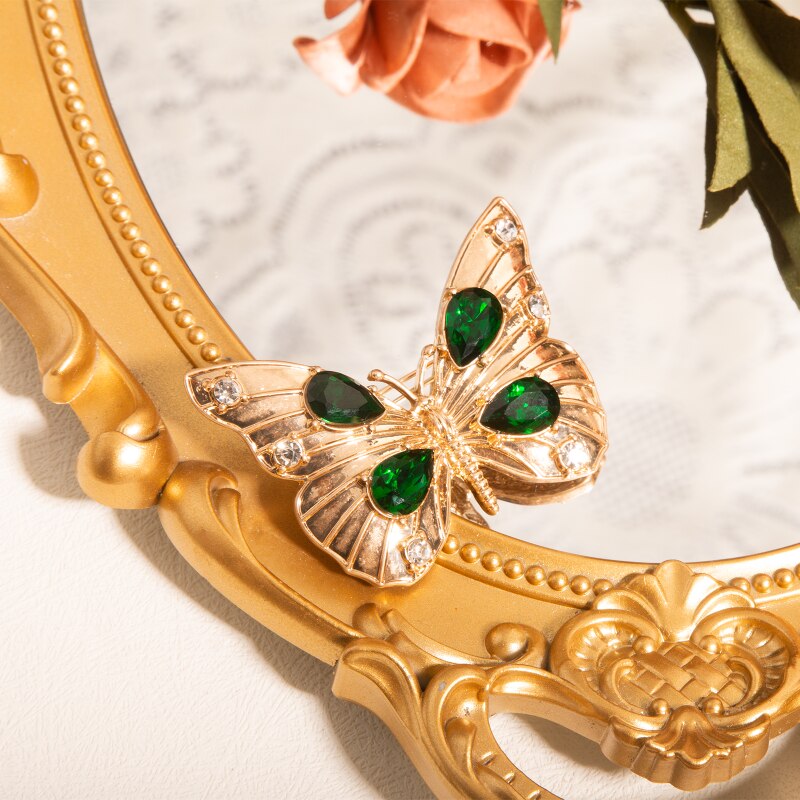 Sheilabox Vintage Gold Butterfly Elegant Pin Brooch With Green Gemstone Fine Jewelry For Women Girls Anniversary  Gift